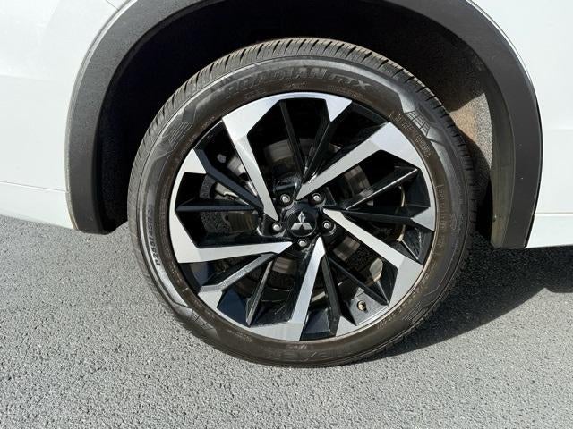 2023 Mitsubishi Outlander SEL