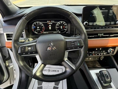2023 Mitsubishi Outlander SEL