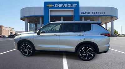 2024 Mitsubishi Outlander SE