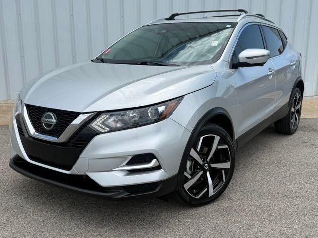 2022 Nissan Rogue Sport SL FWD's photo