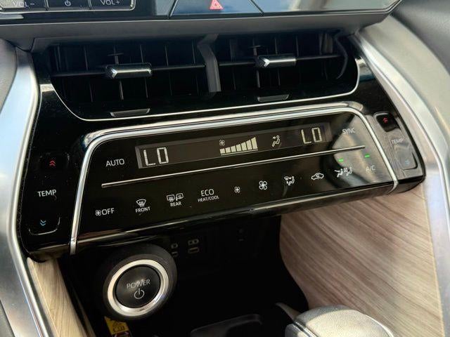 2024 Toyota Venza LE