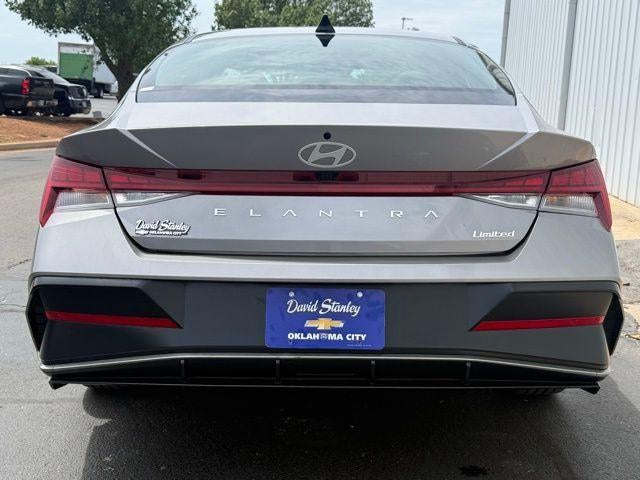 2025 Hyundai Elantra Limited
