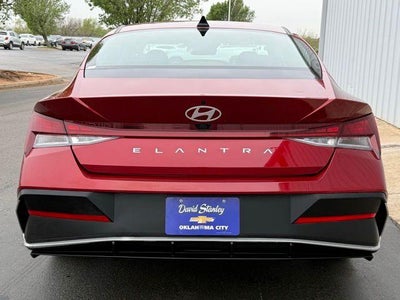 2025 Hyundai Elantra SEL Convenience