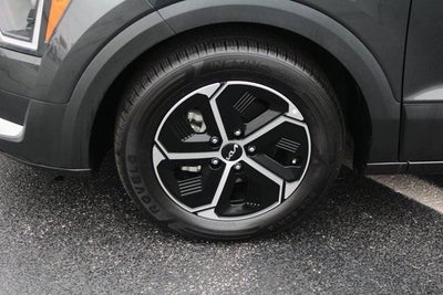 2024 Kia Niro LX