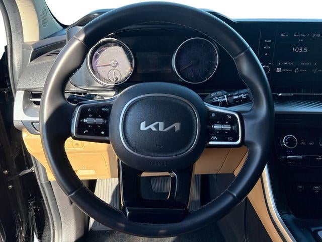 2024 Kia Carnival LX