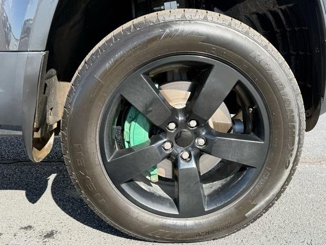 2023 Land Rover Defender First Edition