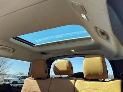 2023 Land Rover Defender First Edition