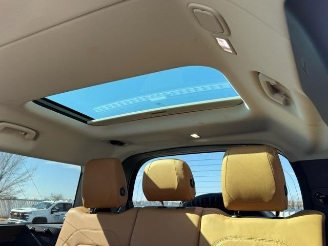 2023 Land Rover Defender First Edition