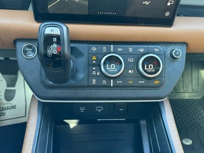 2023 Land Rover Defender First Edition