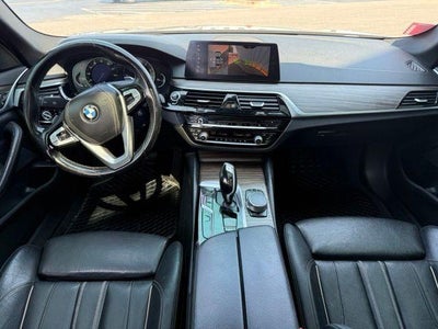 2018 BMW 5 Series 530i