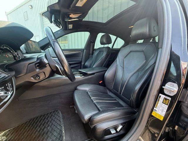 2018 BMW 5 Series 530i