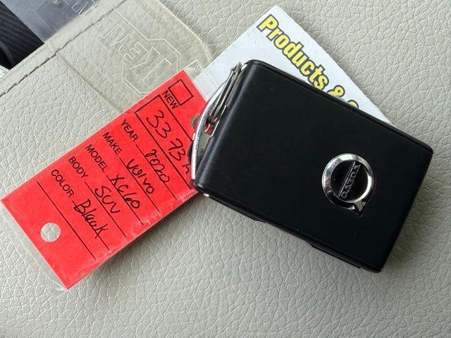 2020 Volvo XC60 Momentum