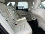 2020 Volvo XC60 Momentum