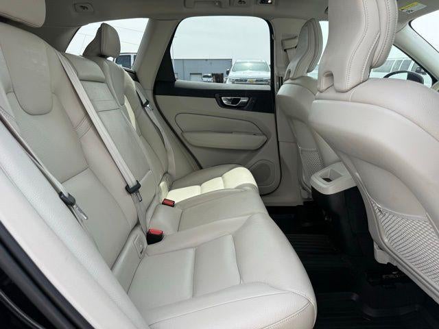 2020 Volvo XC60 Momentum