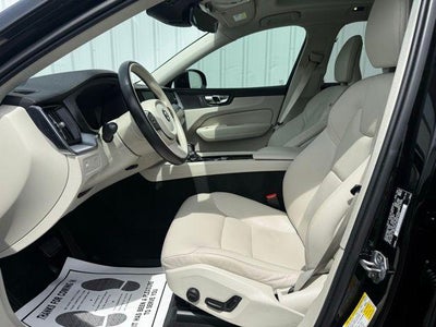 2020 Volvo XC60 Momentum