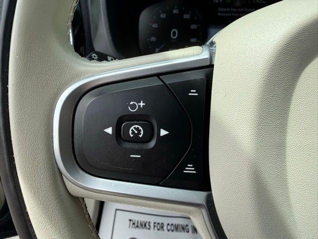 2020 Volvo XC60 Momentum