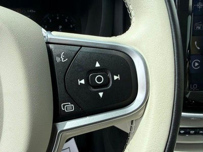 2020 Volvo XC60 Momentum