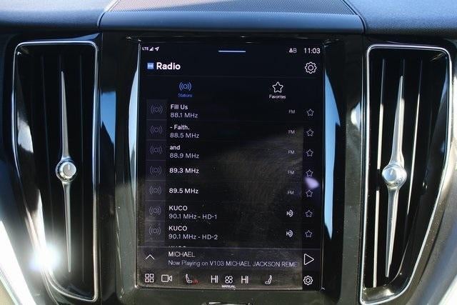 2023 Volvo XC60 Recharge Plug-In Hyb Core Bright Theme