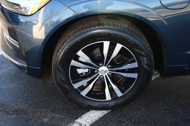 2023 Volvo XC60 Recharge Plug-In Hyb Core Bright Theme