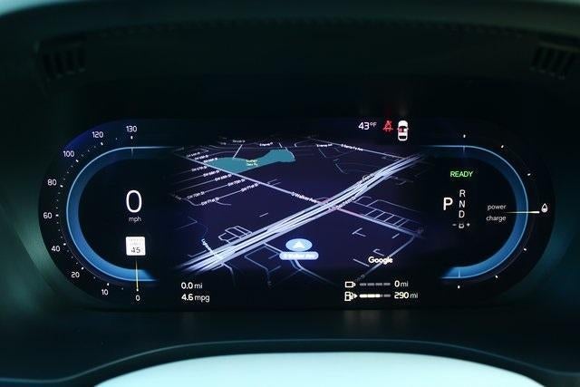 2023 Volvo XC60 Recharge Plug-In Hyb Core Bright Theme