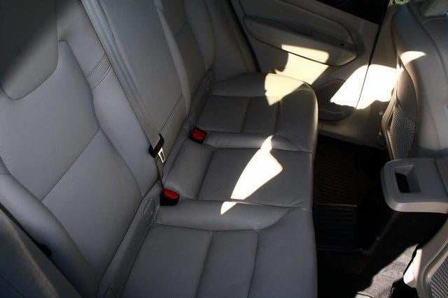 2023 Volvo XC60 Recharge Plug-In Hyb Core Bright Theme